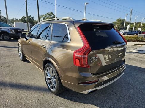 Used 2017 Volvo XC90 T6 Momentum w/ Vision Package image 3