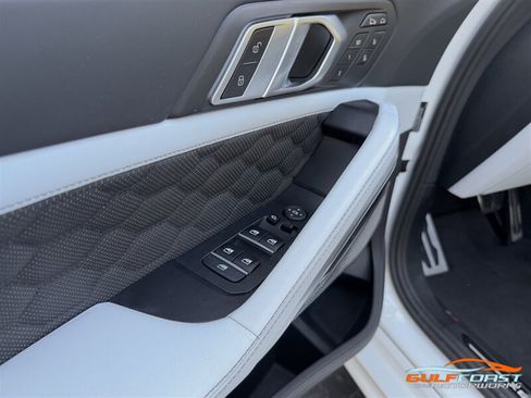 Used 2020 BMW X6 M Competition AWD/4WD image 25