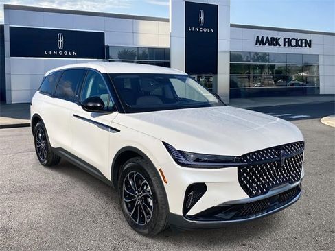 New 2026 Lincoln Nautilus Premier image 1