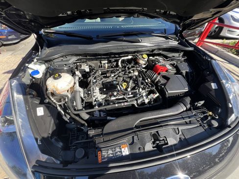 Used 2020 Ford Escape SE image 38