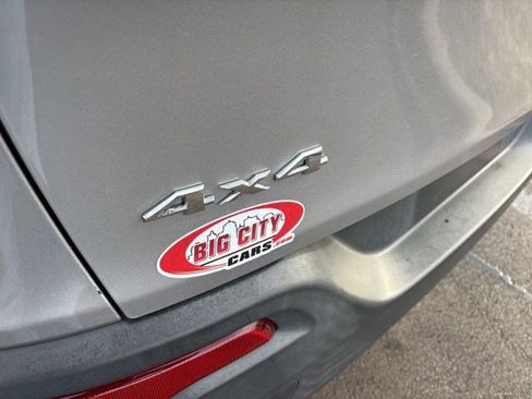 Used 2018 Jeep Cherokee Latitude w/ Cold Weather Group image 45