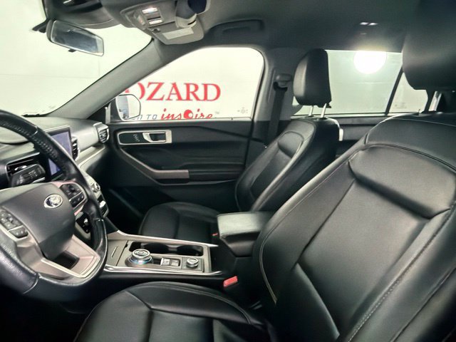 Used 2022 Ford Explorer XLT AWD/4WD image 18