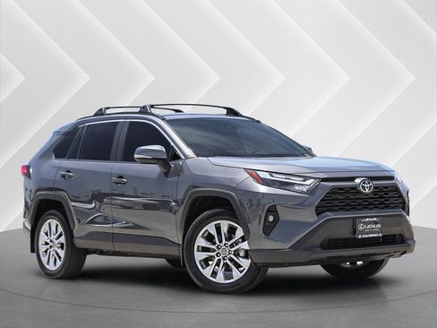 Used 2025 Toyota RAV4 XLE Premium FWD image 1