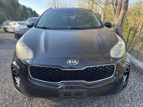 Used 2017 Kia Sportage LX w/ LX Popular Package image 2