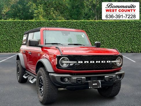 Used 2023 Ford Bronco Wildtrak image 1