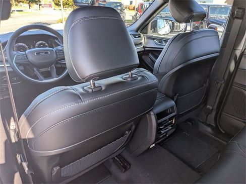 New 2025 Jeep Grand Cherokee Altitude image 27