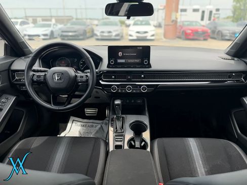Used 2025 Honda Civic Sport image 26
