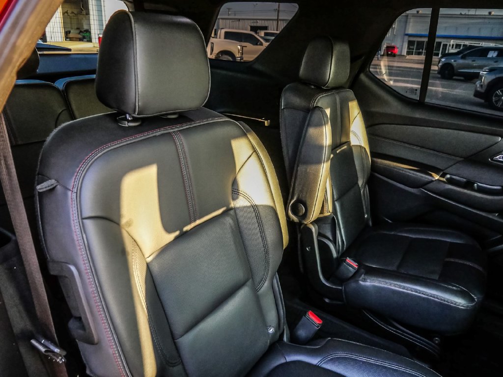 Used 2022 Chevrolet Traverse RS w/ LPO, Floor Liner Package FWD image 24