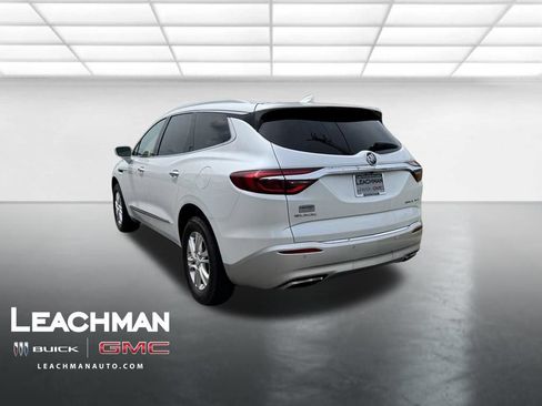 Used 2018 Buick Enclave Premium w/ Trailering Package FWD image 6