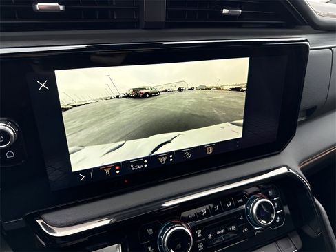 Used 2025 GMC Sierra 1500 AT4 w/ AT4 Premium Package image 25