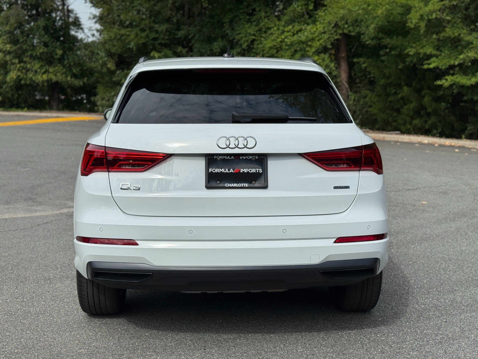 Used 2023 Audi Q3 2.0T Premium w/ Convenience Package AWD/4WD image 10