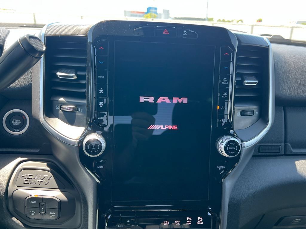New 2026 RAM 2500 Big Horn AWD/4WD image 22