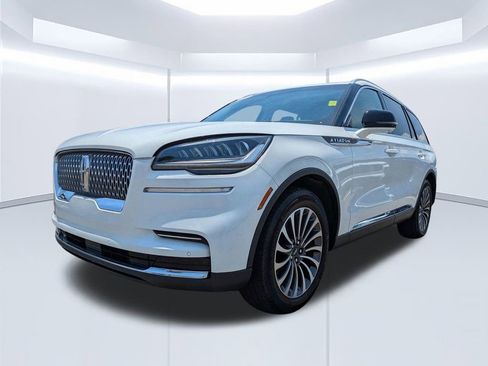 Used 2023 Lincoln Aviator Reserve image 8