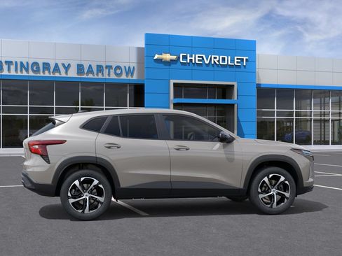 New 2026 Chevrolet Trax RS w/ Driver Confidence Package FWD image 6
