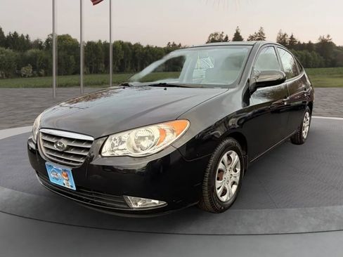 Used 2009 Hyundai Elantra GLS w/ Popular Equipment Pkg 2 image 3