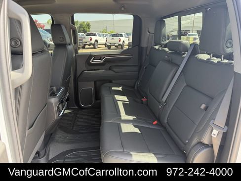 New 2026 GMC Sierra 1500 SLT AWD/4WD image 23