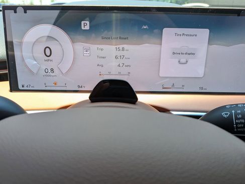 New 2026 Genesis GV70 2.5T Advanced AWD/4WD image 18