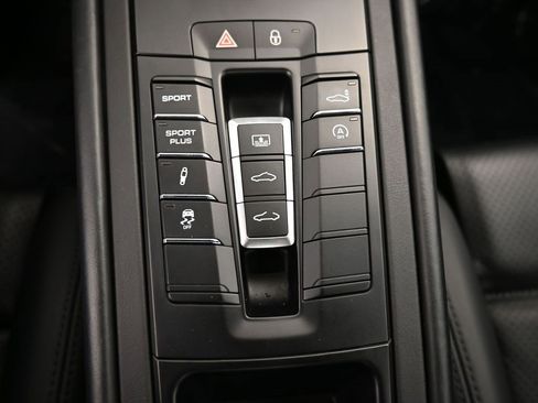 Used 2014 Porsche 911 Carrera 4S image 20