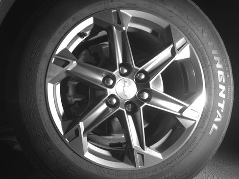 Used 2025 Chevrolet Blazer LT FWD image 12