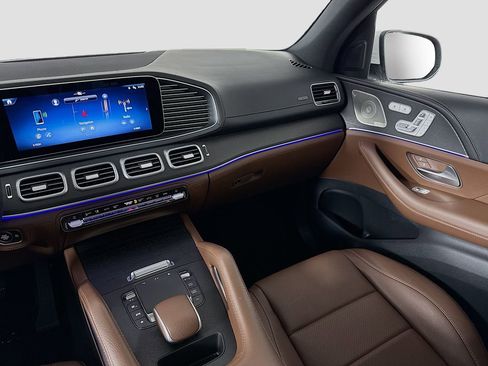 Used 2024 Mercedes-Benz GLE 350 4MATIC image 25