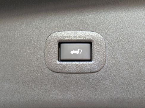 Used 2023 INFINITI QX80 Premium Select w/ Cargo Package image 17