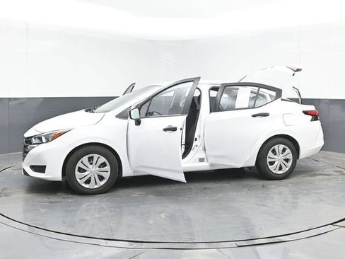 Used 2023 Nissan Versa S FWD image 50