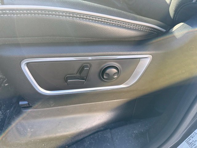 Used 2026 RAM 1500 Laramie AWD/4WD image 16