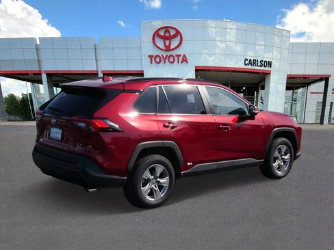 Certified 2025 Toyota RAV4 XLE AWD/4WD image 5