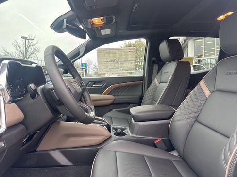 New 2026 GMC Canyon Denali image 15