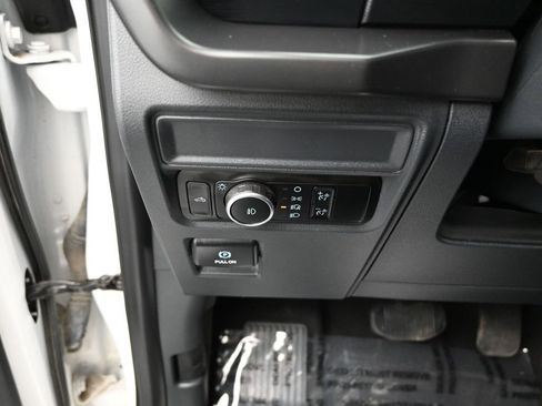 Used 2024 Ford F150 XLT w/ XLT Black Appearance Package image 25