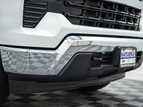 New 2026 Chevrolet Silverado 1500 LT w/ Z71 Off-Road Package AWD/4WD image 14