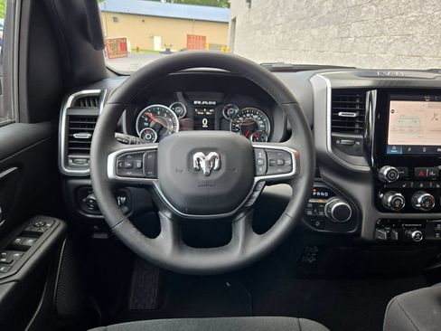 Used 2025 RAM 1500 Big Horn AWD/4WD image 41