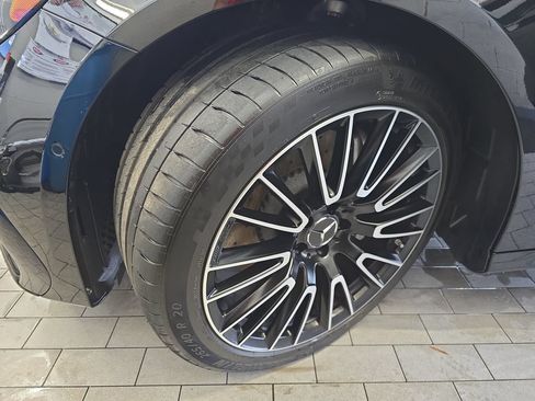 Certified 2025 Mercedes-Benz E 53 AMG e 4MATIC Sedan image 35