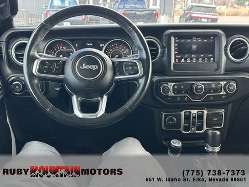 Used 2018 Jeep Wrangler Unlimited Sahara w/ Cold Weather Group image 12