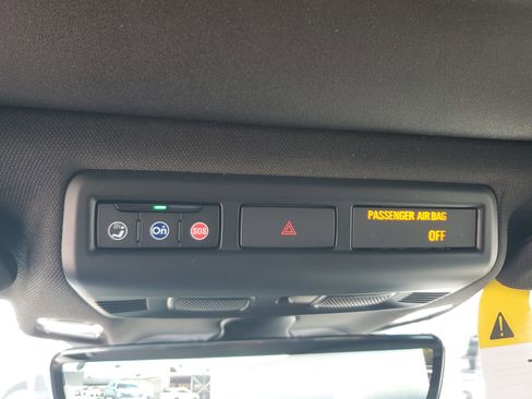 Used 2026 Chevrolet Corvette Stingray Coupe w/ Battery Protection Package RWD image 27