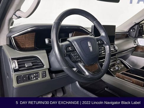 Used 2022 Lincoln Navigator Black Label image 11