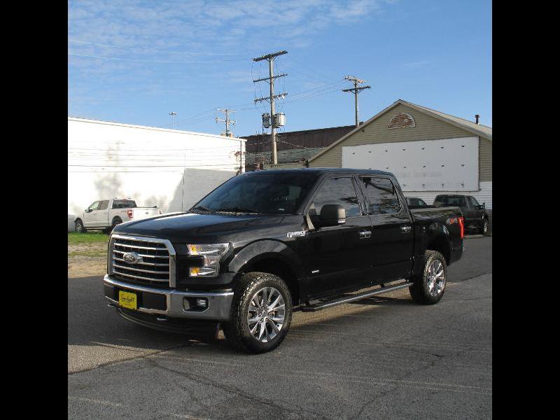 Used 2017 Ford F150 XLT w/ Equipment Group 302A Luxury AWD/4WD image 3