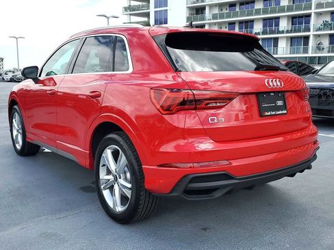 Certified 2023 Audi Q3 2.0T Premium w/ Convenience Package AWD/4WD image 4