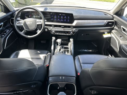 Used 2023 Kia Telluride S w/ S Sunroof Package FWD image 18