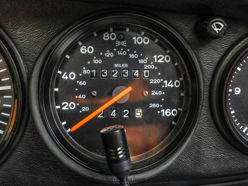 Used 1988 Porsche 911 Carrera RWD image 33