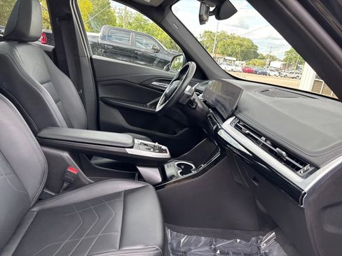 Used 2025 BMW X1 xDrive28i AWD/4WD image 15