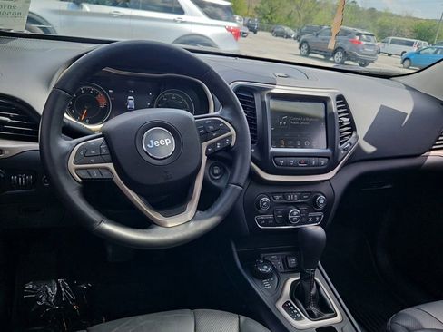 Used 2016 Jeep Cherokee High Altitude w/ Luxury Group image 4