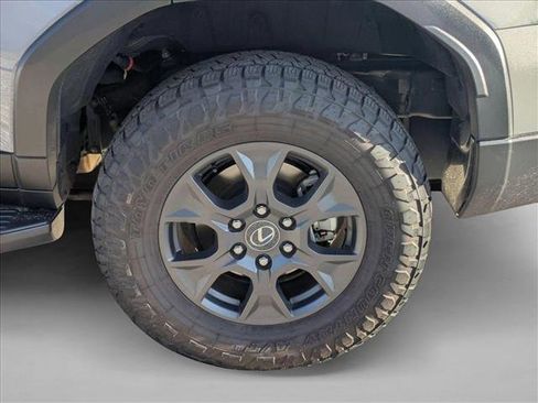 Used 2024 Lexus GX 550 GX 550 Overtrail image 5