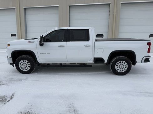 Used 2021 Chevrolet Silverado 2500 LTZ w/ Z71 Off-Road Package image 7