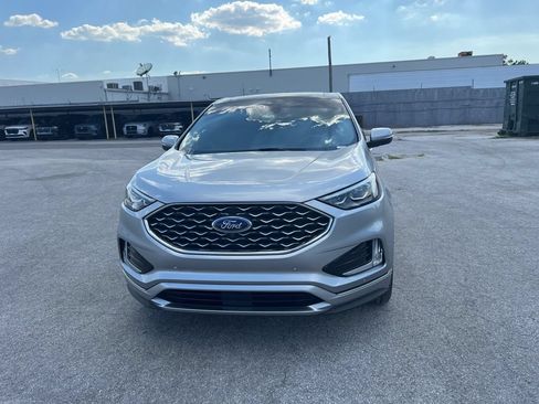 Used 2021 Ford Edge Titanium w/ Equipment Group 301A FWD image 8
