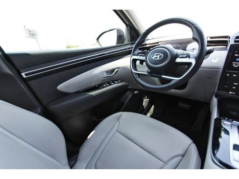 Used 2024 Hyundai Tucson Limited FWD image 9