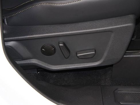 New 2025 Ford Bronco Badlands image 25