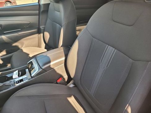 Used 2025 Hyundai Tucson SEL FWD image 13