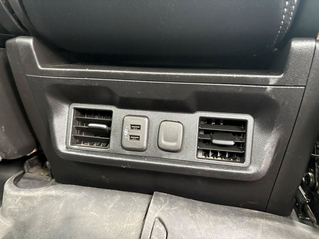 Used 2023 Chevrolet Silverado 2500 LT w/ Convenience Package AWD/4WD image 17
