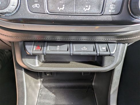 Used 2022 GMC Canyon Elevation w/ Trailering Package image 27